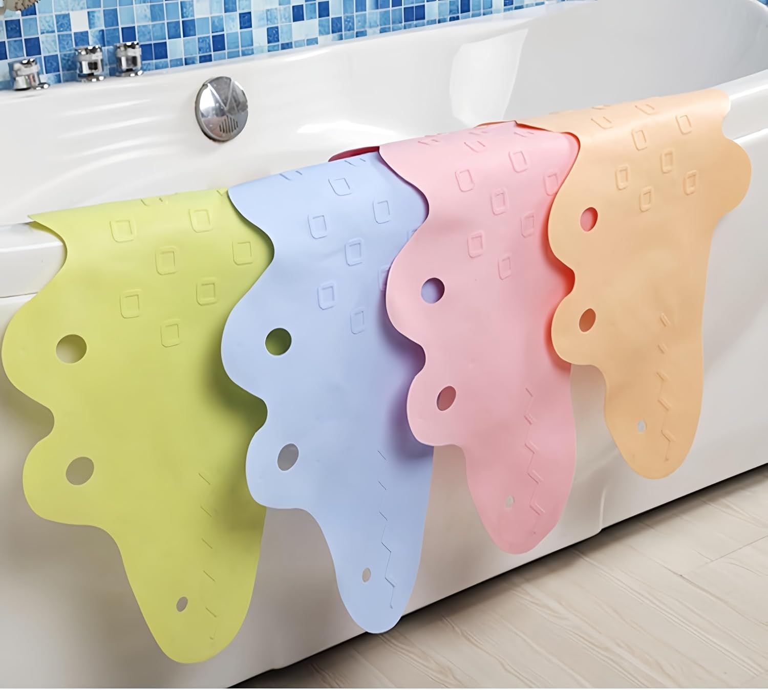 Non Slip Bathtub Mat with Suction Cups Green Cartoon Alligator Pattern