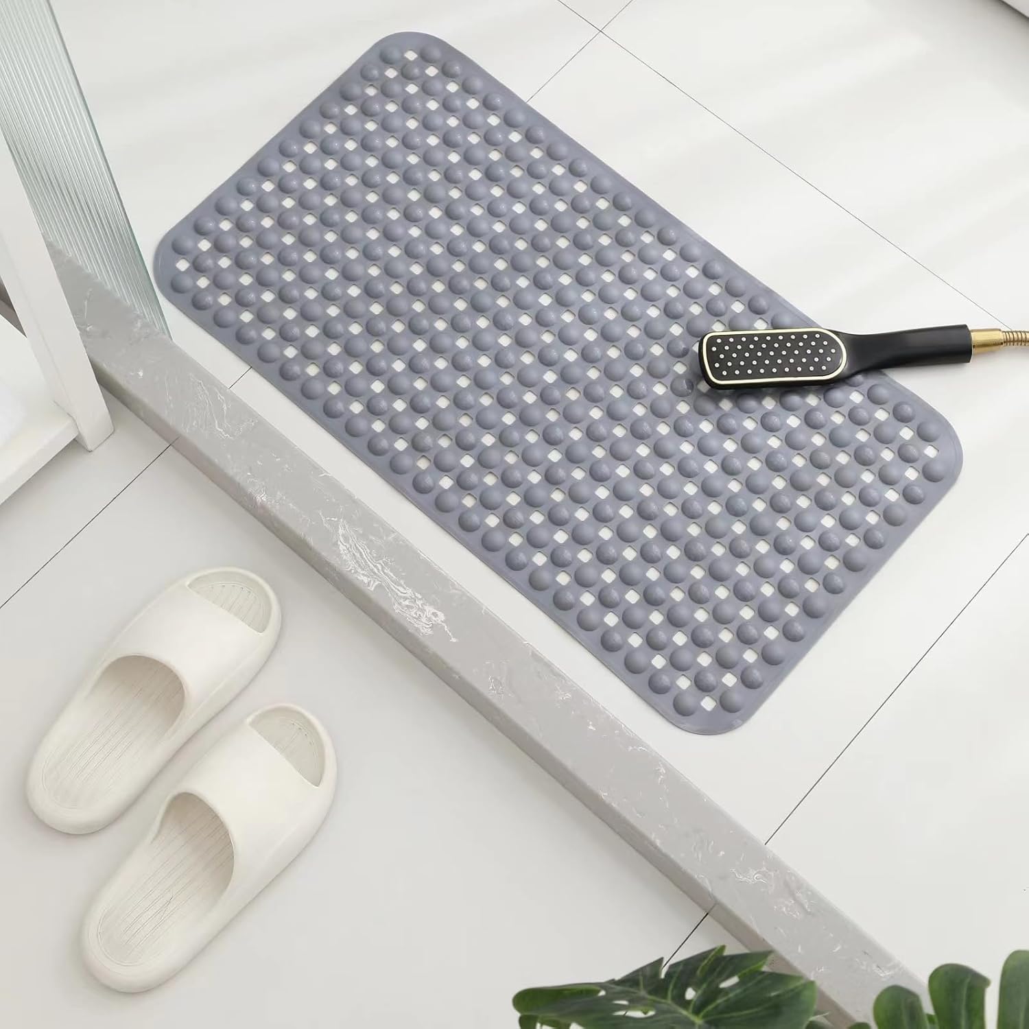 SAISAIXU Extra Long Non-Slip Bath Mat with Suction Cups and Drain Holes
