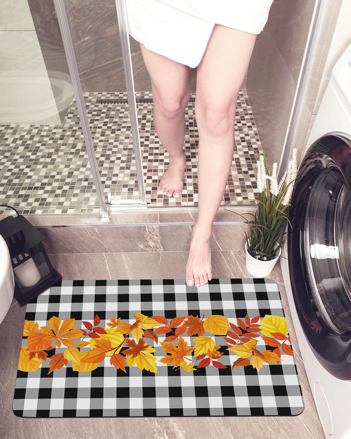 Burnt Orange Maple Leaf Plaid Bath Mat - Non-Slip 32x20In